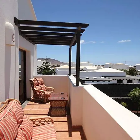 Playa Blanca Sleeps 6 Pool Wifi Villa Playa Blanca (Lanzarote)