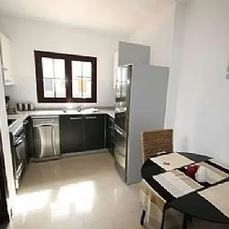 Playa Blanca Sleeps 6 Pool Wifi * Playa Blanca (Lanzarote)